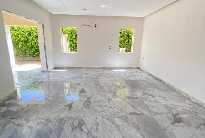 8568384 - Property Image 3