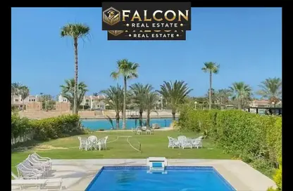 Chalet - 2 Bedrooms - 2 Bathrooms for sale in Marina 8 - Marina - Al Alamein - North Coast