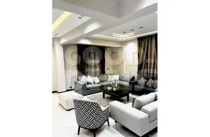 Duplex - 4 Bedrooms - 2 Bathrooms for sale in El Yasmeen 1 - El Yasmeen - New Cairo City - Cairo