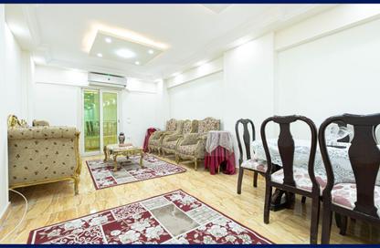 Apartment - 3 Bedrooms - 2 Bathrooms for rent in Zakaria Ghoneim St. - Ibrahimia - Hay Wasat - Alexandria