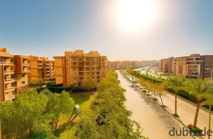 شقة - 3 غرف نوم - 2 حمامات للبيع في جاردن جيت - أشجار سيتي - طريق الواحات - مدينة 6 أكتوبر - الجيزة