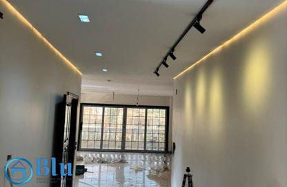 Apartment - 4 Bedrooms - 3 Bathrooms for rent in Al Shouyfat St. - District 1 - The 5th Settlement - New Cairo City - Cairo