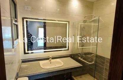 Apartment - 3 Bedrooms - 2 Bathrooms for sale in Mountain View iCity - 5th Settlement Compounds - The 5th Settlement - New Cairo City - Cairo