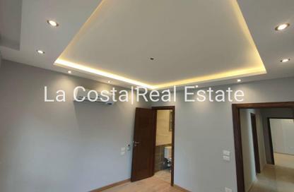 Apartment - 3 Bedrooms - 2 Bathrooms for sale in Mountain View iCity - 5th Settlement Compounds - The 5th Settlement - New Cairo City - Cairo