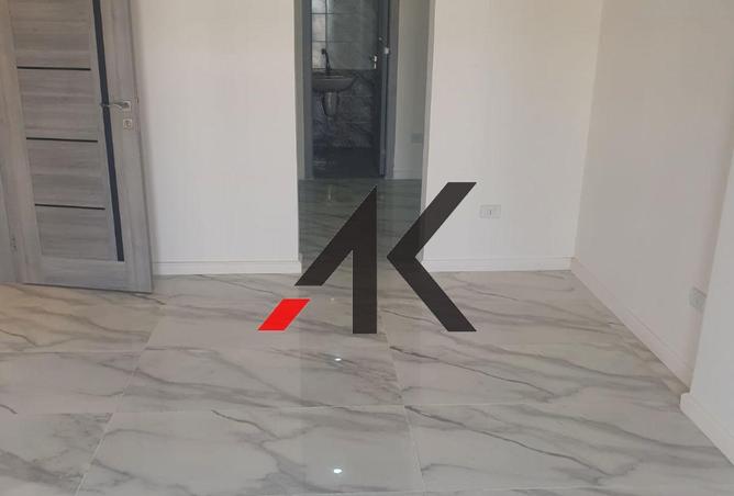 77595847 - Property Image 3