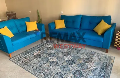 شقة - 2 غرف نوم - 2 حمامات للبيع في أكتوبر بلازا - كمبوندات 6 أكتوبر - مدينة 6 أكتوبر - الجيزة