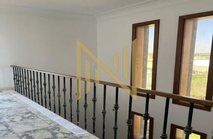 فيلا - 5 - 5 للايجار في نيو جيزة - طريق مصر اسكندرية الصحراوي - مدينة 6 أكتوبر - الجيزة