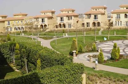 Villa - 4 Bedrooms - 4 Bathrooms for sale in Hyde Park - New Cairo City - Cairo