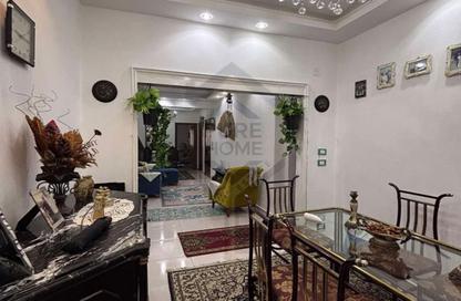 Apartment - 6 Bedrooms - 2 Bathrooms for sale in Ahmed Fouad Nour St. - Ibrahimia - Hay Wasat - Alexandria