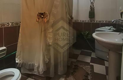 Apartment - 3 Bedrooms - 2 Bathrooms for sale in Lageteh St. - Ibrahimia - Hay Wasat - Alexandria