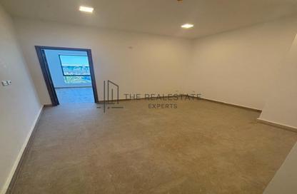 Office Space - Studio - 1 Bathroom for rent in Lake View Residence - 5th Settlement Compounds - The 5th Settlement - New Cairo City - Cairo
