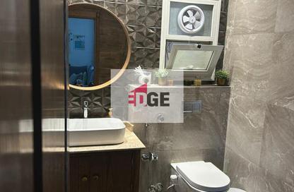 Apartment - 2 - 2 for sale in Garden Residence - Hyde Park - New Cairo City - Cairo