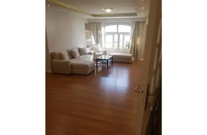 شقة - 4 غرف نوم - 3 حمامات للايجار في سرايات المعادي - حي المعادي - القاهرة