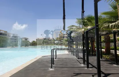 Apartment - 2 Bedrooms - 2 Bathrooms for sale in Lake View Residence - 5th Settlement Compounds - The 5th Settlement - New Cairo City - Cairo