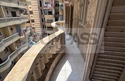 شقة - 3 - 2 للبيع في شارع إسكندر إبراهيم - ميامي - حي اول المنتزة - الاسكندرية