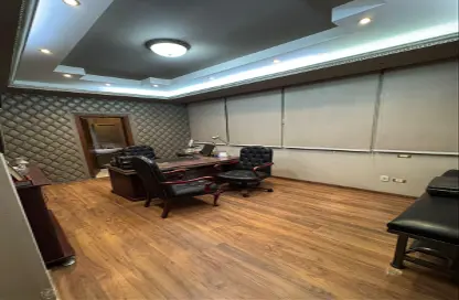 مساحات مكتبية - 4 غرف نوم - 3 حمامات للايجار في شارع عبد الحميد لطفي - المهندسين - الجيزة مساحات مكتبية - 4 غرف نوم - 3 حمامات للايجار في شارع عبد الحميد لطفي - المهندسين - الجيزة