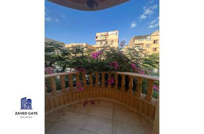 Villa - 7+ Bedrooms - 7+ Bathrooms for sale in 11th District - Sheikh Zayed City - Giza