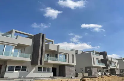 Villa - 4 Bedrooms - 6 Bathrooms for sale in Hood 1 St. - Green Belt - 6 October City - Giza