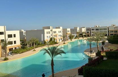 Chalet - 2 Bedrooms - 2 Bathrooms for sale in Azha - Al Ain Al Sokhna - Suez