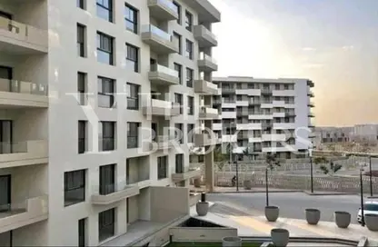 شقة - 3 غرف نوم - 3 حمامات للبيع في كمبوند البروج - كمبوندات الشروق - مدينة الشروق - القاهرة