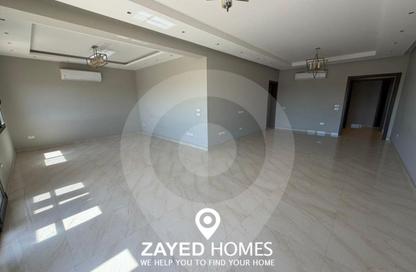 Apartment - 3 Bedrooms - 3 Bathrooms for rent in Westown - Sheikh Zayed Compounds - Sheikh Zayed City - Giza