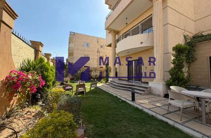Villa - 7+ Bedrooms - 7+ Bathrooms for sale in Al Imam Abu Hanifa Al Noaman St. - 6th District - Obour City - Qalyubia
