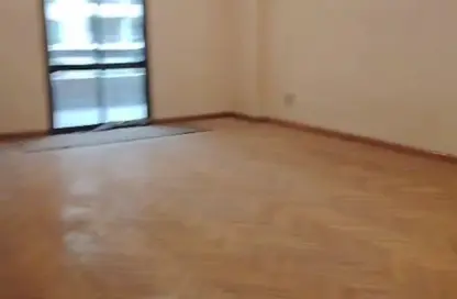 شقة - 3 غرف نوم - 2 حمامات للايجار في شارع ابن النفيس - المنطقة السادسة - مدينة نصر - القاهرة