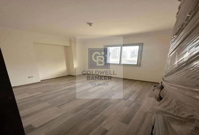 64389895 - صورة العقار 2