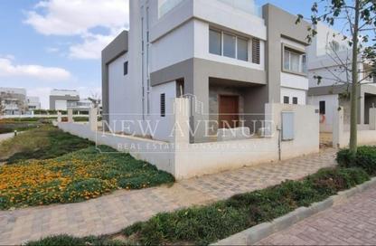 Villa - 3 - 4 for sale in Garden Residence - Hyde Park - New Cairo City - Cairo