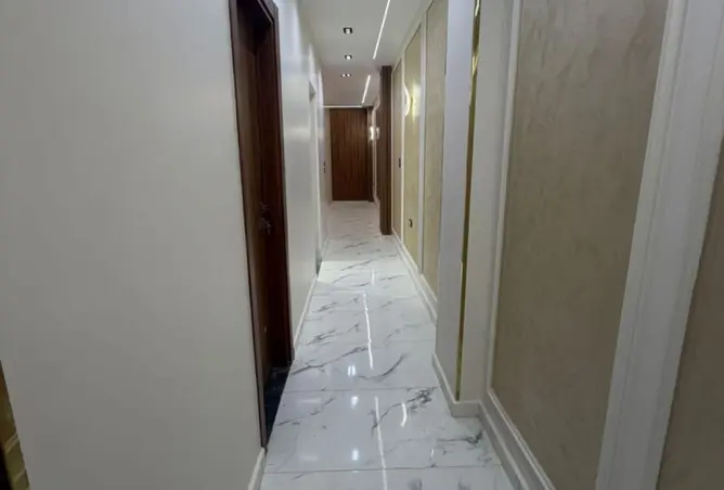92407965 - Property Image 2