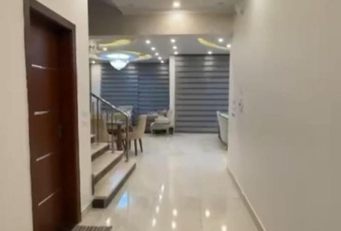 8687408 - صورة العقار 2