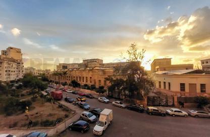 شقة - 3 غرف نوم - 1 حمام للايجار في كامب شيزار - حي وسط - الاسكندرية
