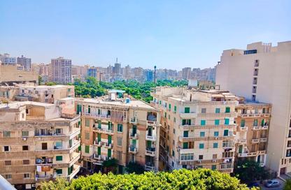 شقة - 3 غرف نوم - 2 حمامات للايجار في شارع محمود الطريني - كليوباترا - حي شرق - الاسكندرية شقة - 3 غرف نوم - 2 حمامات للايجار في شارع محمود الطريني - كليوباترا - حي شرق - الاسكندرية