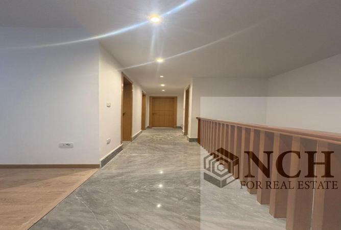 70100135 - Property Image 3