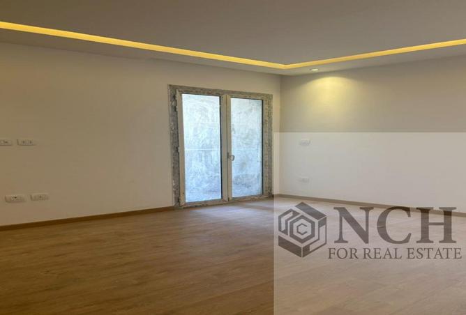 70100135 - Property Image 2