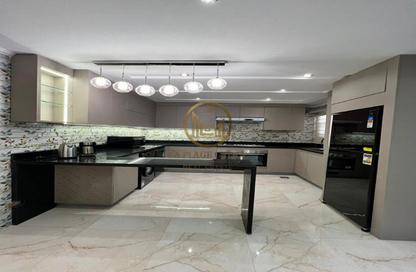Apartment - 3 - 2 for sale in Amorada New Cairo - 5th Settlement Compounds - The 5th Settlement - New Cairo City - Cairo
