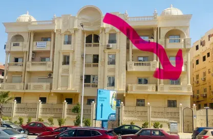 Apartment - 3 Bedrooms - 3 Bathrooms for sale in 1st Neighborhood - 7th Area - Shorouk City - Cairo