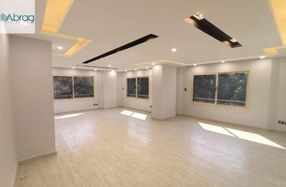 Office Space - Studio - 3 for rent in Cornish El Nile St. - Maadi - Hay El Maadi - Cairo