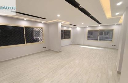 Office Space - Studio - 3 for rent in Cornish El Nile St. - Maadi - Hay El Maadi - Cairo