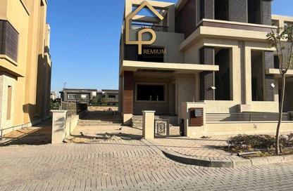 تاون هاوس - 4 - 4 للبيع في نيو جيزة - طريق مصر اسكندرية الصحراوي - مدينة 6 أكتوبر - الجيزة