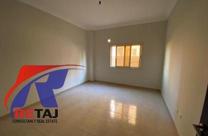 شقة - 3 غرف نوم - 3 حمامات للايجار في عمارات البنفسج - البنفسج - مدينة القاهرة الجديدة - القاهرة