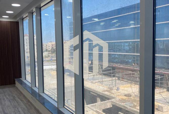 8713000 - صورة العقار 2