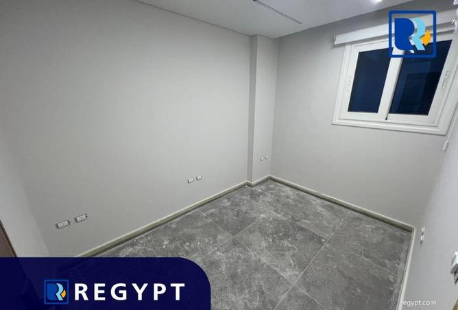 58245353 - Property Image 3