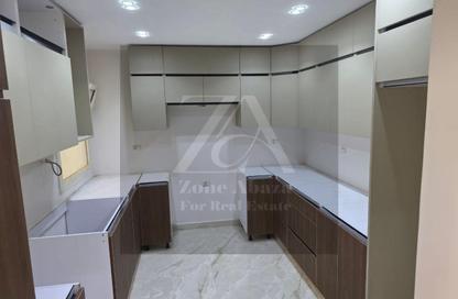 Apartment - 3 Bedrooms - 2 Bathrooms for rent in Stone Residence - 5th Settlement Compounds - The 5th Settlement - New Cairo City - Cairo