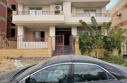 دوبلكس - 4 غرف نوم - 3 حمامات للبيع في المجاورة الاولي - الحي الثالث غرب - مدينة الشروق - القاهرة