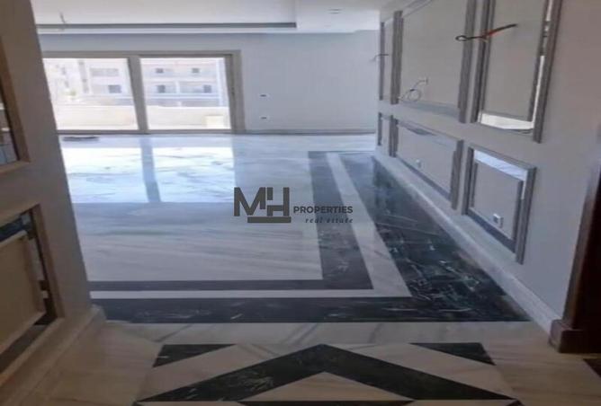 65147755 - Property Image 3