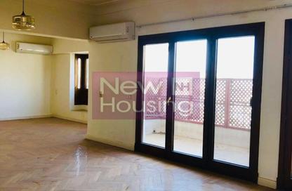 Apartment - 3 Bedrooms - 3 Bathrooms for sale in Zamalek - Cairo