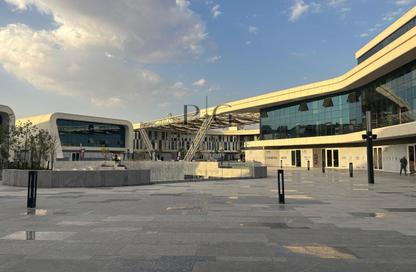 Retail - Studio - 1 Bathroom for rent in Centrada Plaza - Juhayna Square - 6 October City - Giza