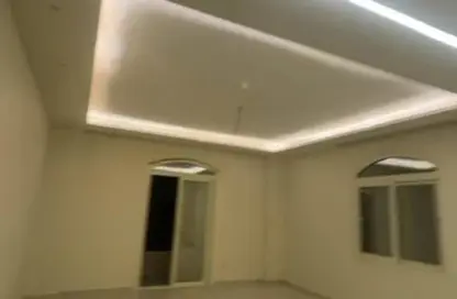 Apartment - 3 Bedrooms - 1 Bathroom for rent in Al Gezira St. - South Investors Area - New Cairo City - Cairo