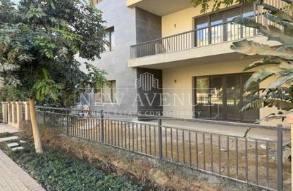 Apartment - 2 Bedrooms - 3 Bathrooms for sale in District 5 - 5th Settlement Compounds - The 5th Settlement - New Cairo City - Cairo